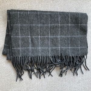 Cashmere feel scarf